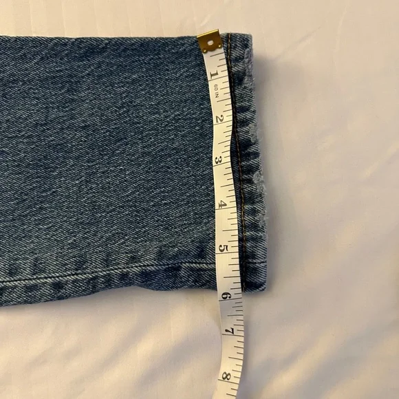 501 Levis Classic Blue Denim Jeans - Picture 2 of 6